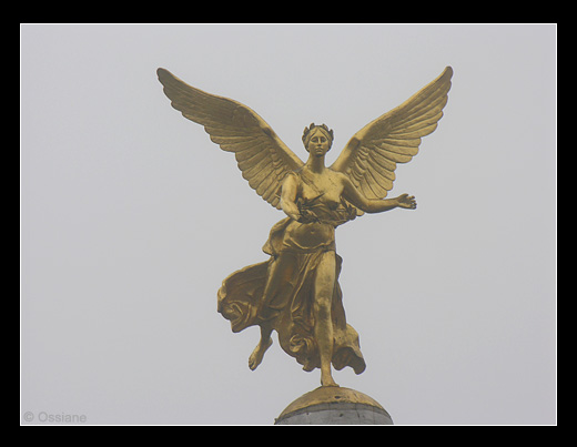 L'ange de la fontaine Subé à Reims